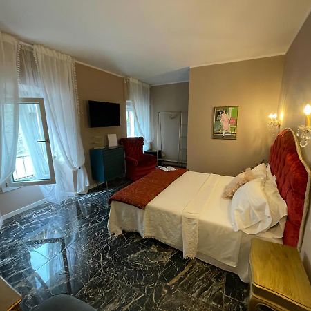 Prestige Suite Via Romagnoli Sirmione Luaran gambar