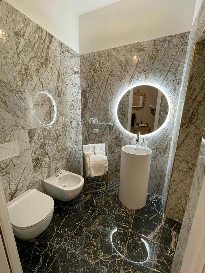 Prestige Suite Via Romagnoli Sirmione Luaran gambar
